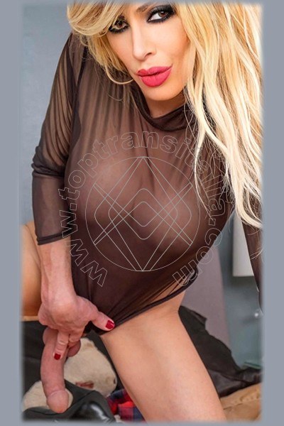 Foto hot 2 di Cassia Senna transex Gioia del colle