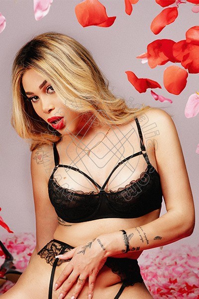 Foto 26 di Miss Valentina Bigdick transex Varese