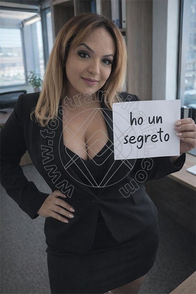 Foto 5 di Dottoressa Mony transex Asti