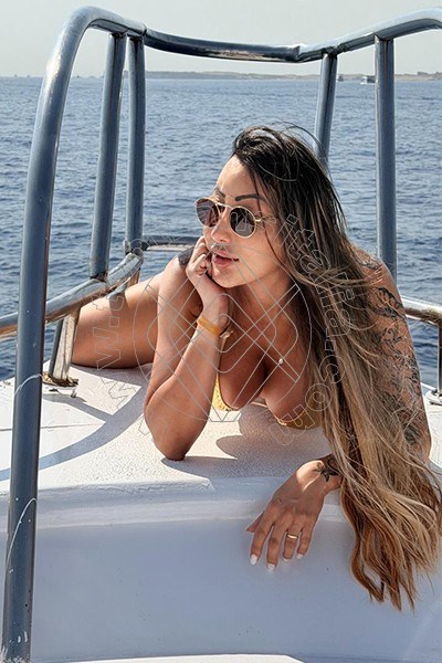 Foto 39 di Raphaela Martins Pornostar transex Torino