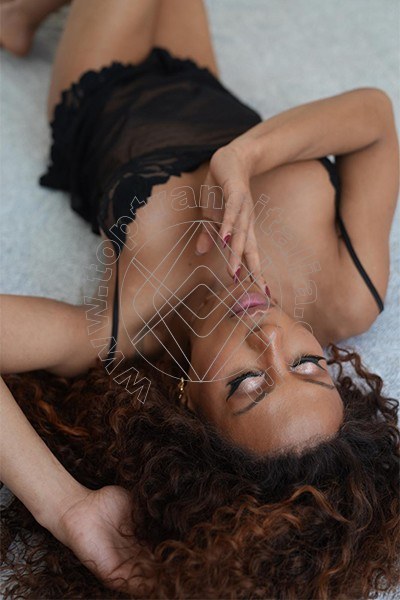 Foto 27 di Tazia Duran transex Latina