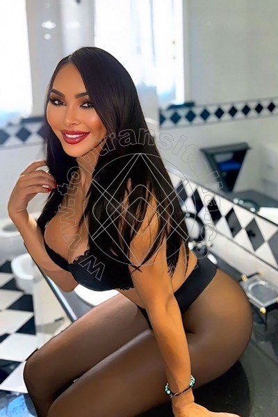 Foto 55 di Jennifer Anguria Pornostar transex Civitanova Marche
