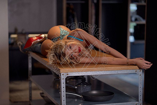 Foto 5 di Rebecca Ferraz Pornostar transex Roma