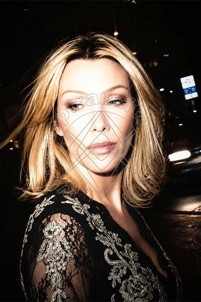 Foto 2 di Mary Ts transex Frankfurt Am Main