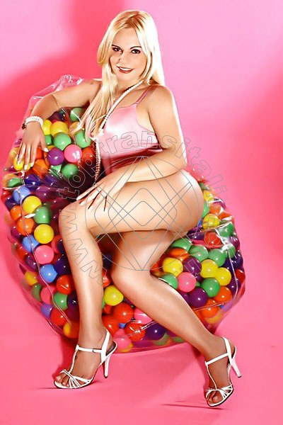 Foto 54 di Thays Schiavinato Pornostar transex Vercelli