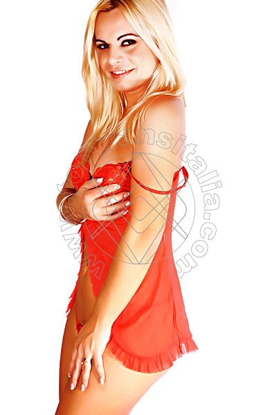 Foto 30 di Thays Schiavinato Pornostar transex Vercelli