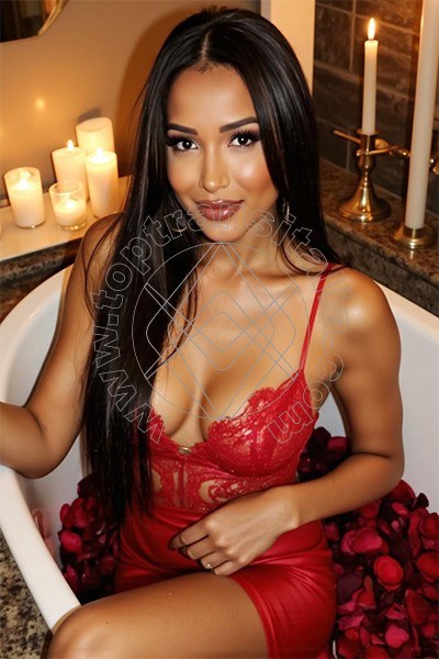 Foto 33 di Angel Jade Pornostar transex Napoli