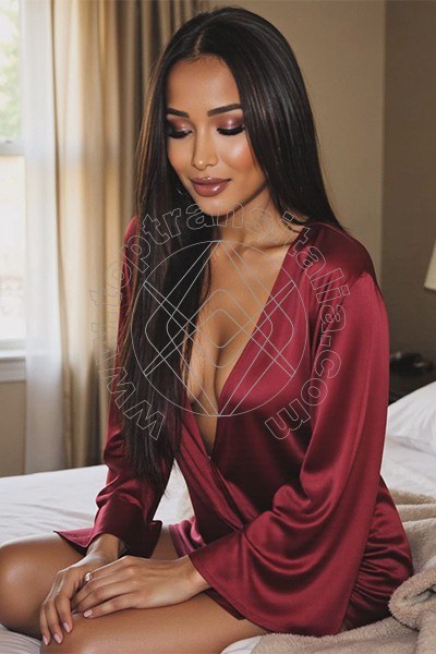 Foto 32 di Angel Jade Pornostar transex Napoli