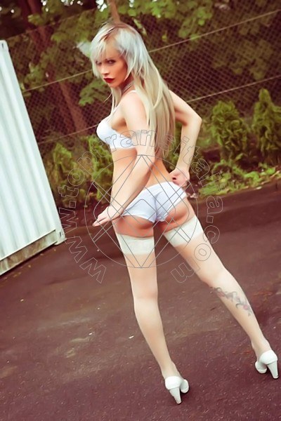 Foto 35 di Carolina Sensuale transex Hannover