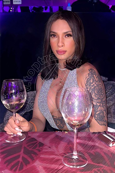 Foto 37 di Arianna Ferrari Pornostar transex Napoli