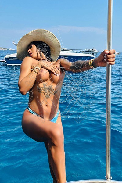 Foto 29 di Arianna Ferrari Pornostar transex Napoli