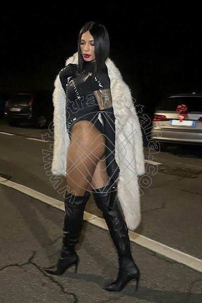 Foto 38 di Arianna Ferrari Pornostar transex Napoli