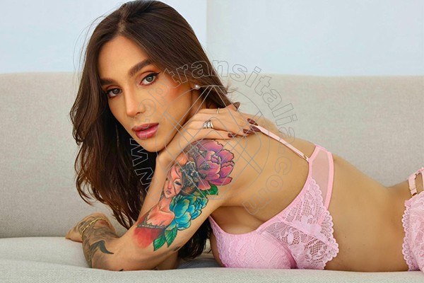 Foto 23 di Helena Meirelles transex Torino