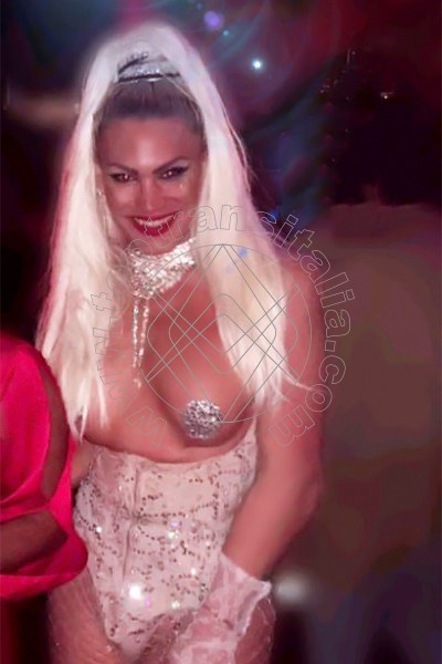 Foto 12 di Eva Rodriguez Blond transex Ibiza