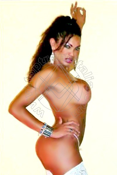 Foto 17 di Kamilla Bustamante transex Almería