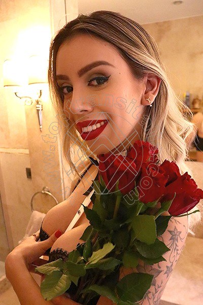 Foto 51 di Pornostar Riane Mello transex Milano