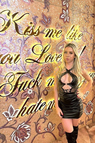 Foto 42 di Pornostar Riane Mello transex Milano