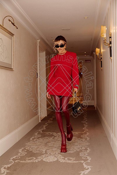 Foto 266 di Rafaella Menicucci Xxl transex Milano