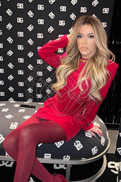 Foto 278 di Rafaella Menicucci Xxl transex Milano