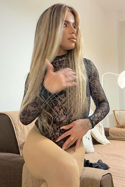 Foto 289 di Rafaella Menicucci Xxl transex Milano