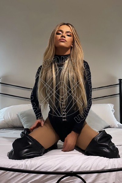 Foto 300 di Rafaella Menicucci Xxl transex Milano