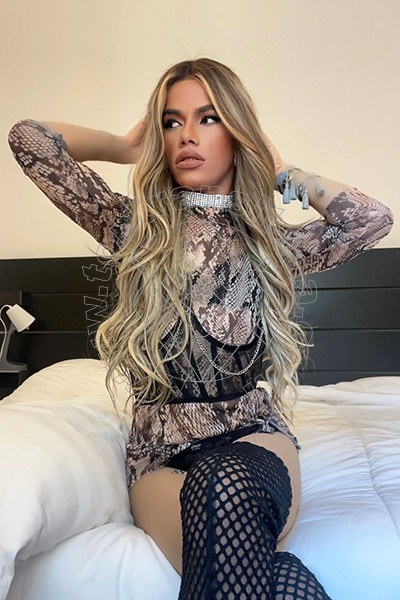 Foto 316 di Rafaella Menicucci Xxl transex Milano