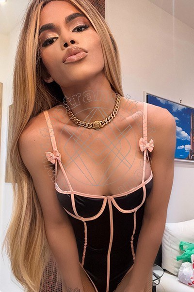 Foto 190 di Rafaella Menicucci Xxl transex Milano