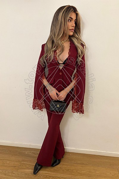 Foto 152 di Rafaella Menicucci Xxl transex Milano