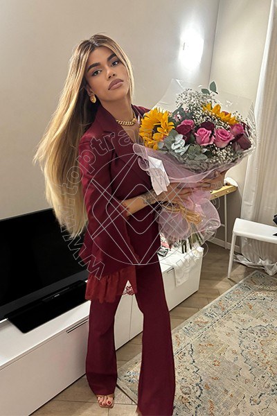 Foto 157 di Rafaella Menicucci Xxl transex Milano