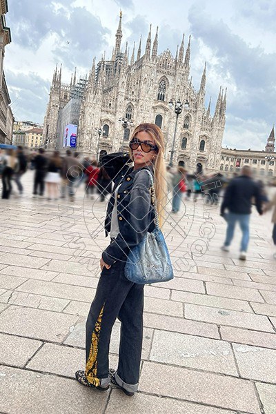 Foto 163 di Rafaella Menicucci Xxl transex Milano
