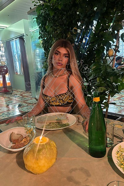 Foto 89 di Rafaella Menicucci Xxl transex Milano