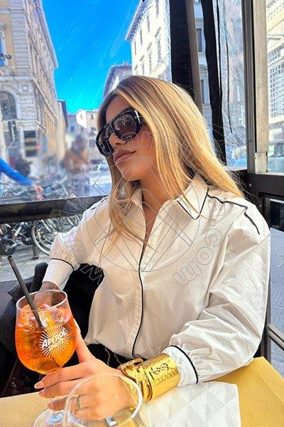 Foto 20 di Rafaella Menicucci Xxl transex Milano