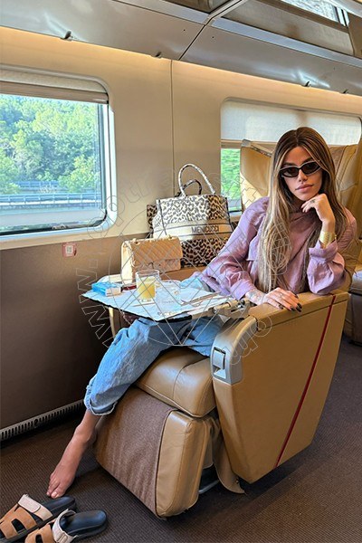 Foto 4 di Rafaella Menicucci Xxl transex Napoli