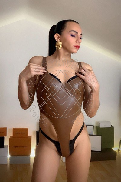 Foto 24 di Samantha Dumont transex Riccione