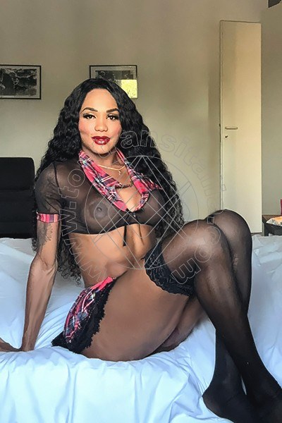 Foto 27 di Karina Rios Pornostar transex Bologna