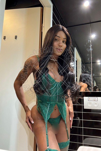 Foto 64 di Karina Rios Pornostar transex Alba