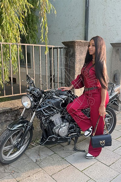 Foto 36 di Karina Rios Pornostar transex Alba