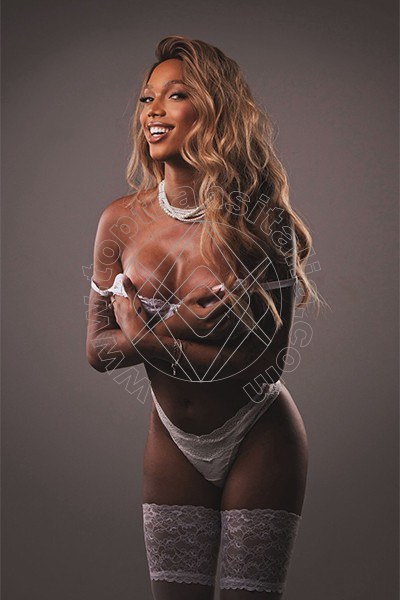 Foto 11 di Antonella Veloso transex Varese