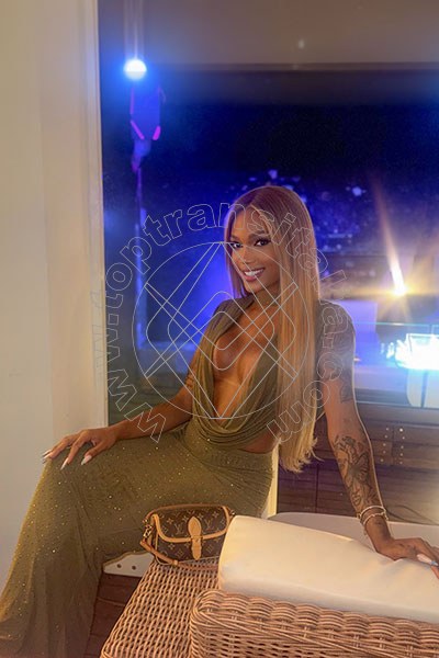Foto 2 di Antonella Veloso transex Varese