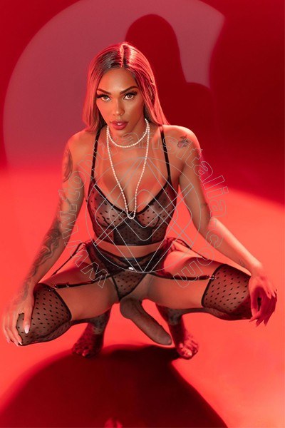 Foto hot di Barbie Black transex Milano