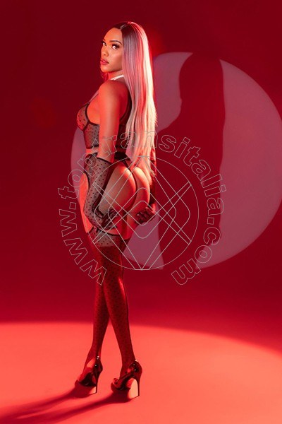 Foto 6 di Barbie Black transex Milano