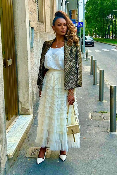 Foto 20 di Paula Xxl transex Cannes