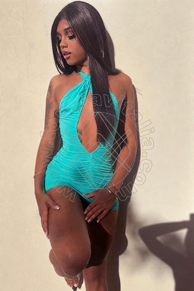 Foto 2 di Giulia Hott transex Torino