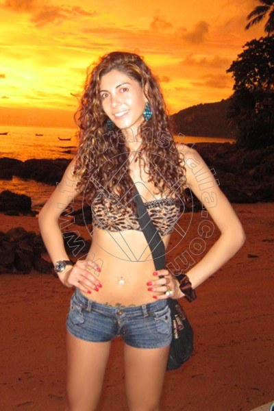 Foto 31 di Allien Ashtar transex Ginevra