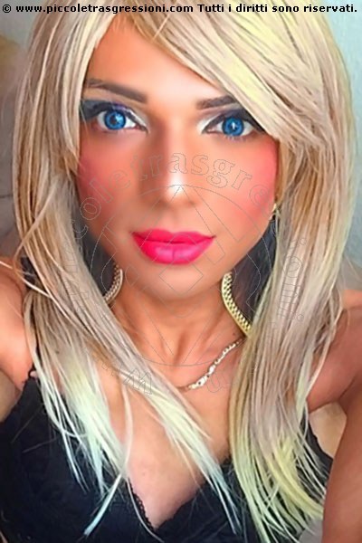 Foto selfie di Denise transex Offenbach