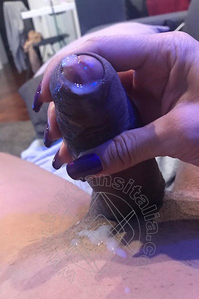 Foto selfie hot 16 di Tatiana transex Marina Di Montemarciano