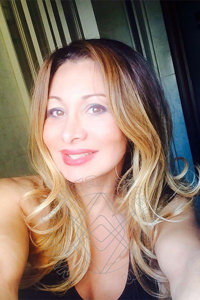Foto selfie 47 di Iza Chloe transex Monopoli