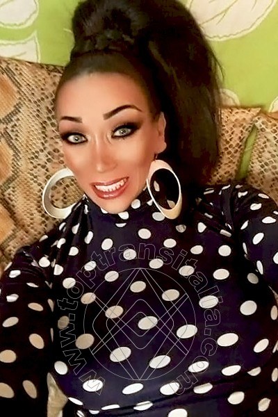 Foto selfie 4 di Amanda transex L'aquila