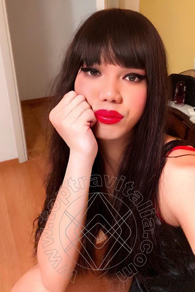 Foto selfie di Ella Asiatica transex Milano