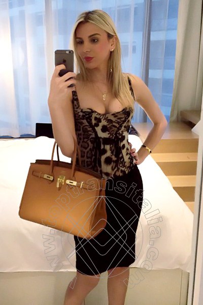 Foto selfie di Lavinia Delgado transex João Pessoa